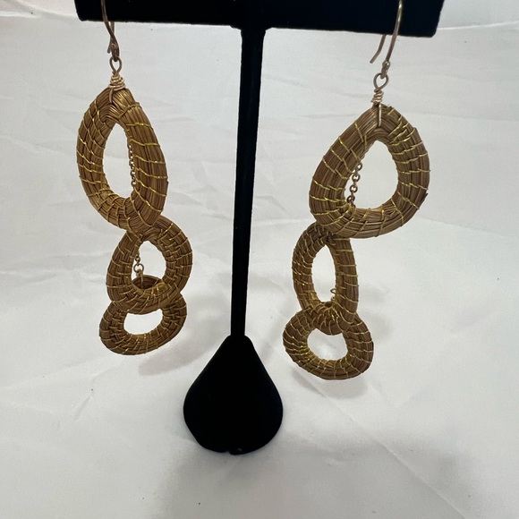 Gold Straw and Wire Dangle Earrings - Picture 6 of 6